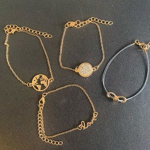 Cute bracelet set